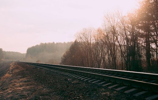 Train rails online