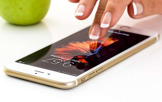 Smartphone touchscreen technology