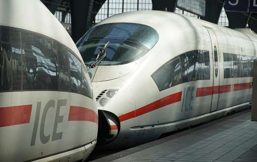 Ice train online