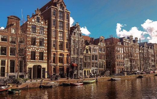 Amsterdam canal old town puzzle