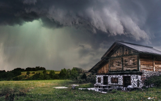 house landscape in storm puzzle