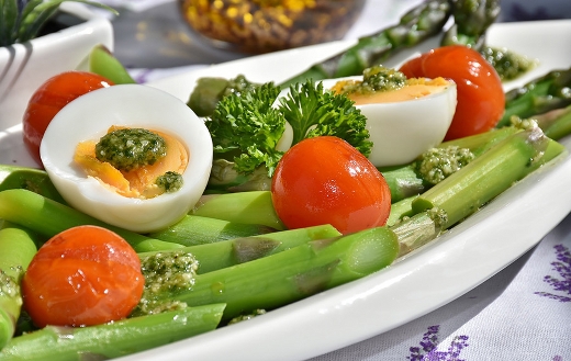 Green asparagus