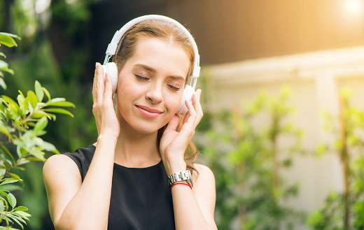 Wireless bluetooth headphones over ear online