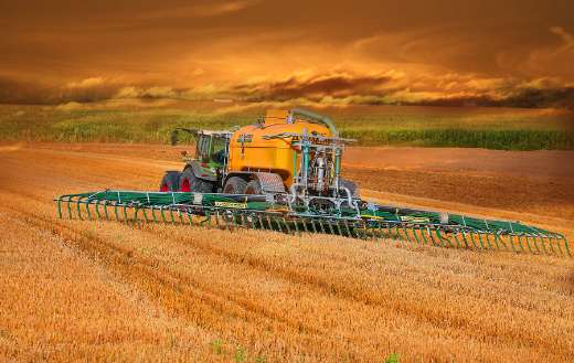 Agriculture field tractor online