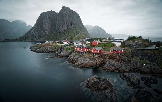 Night green Norway puzzle