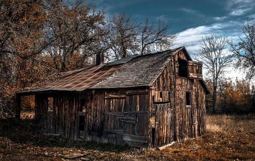 Farm house abandoned online