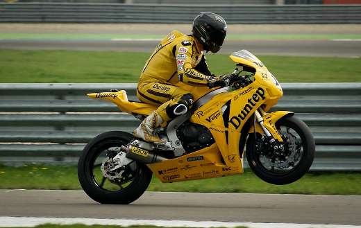Motor racing online
