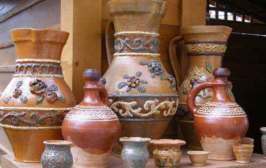 Ceramic clay jugs puzzle
