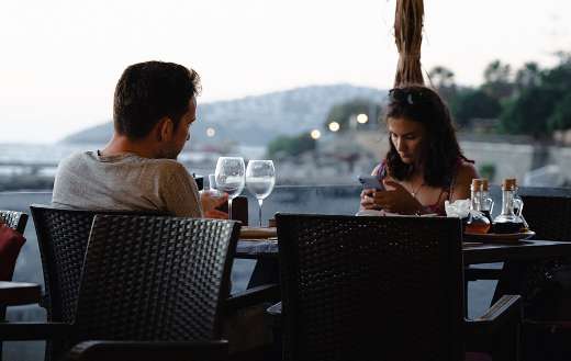 Dinner date online
