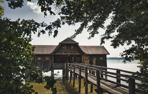 Boat house online