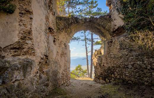 Ruin castle complex