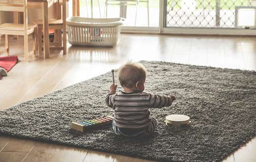 Baby toodler music interest