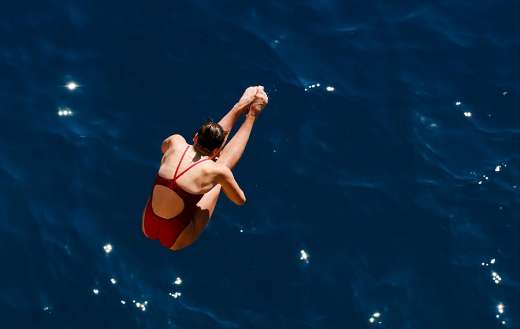 Swimmer dive jump
